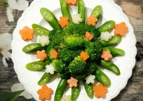 Cách Trình Bày Rau Củ Luộc Đẹp Mắt, Xanh Giòn Cho Gia Đình